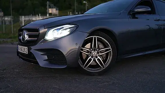 Mercedes-Benz 200 2017 photo 2