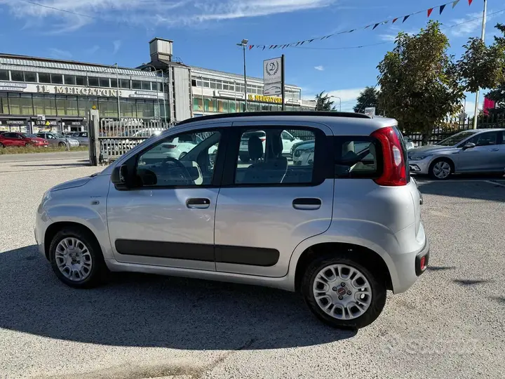 Fiat Panda 2015 photo 4