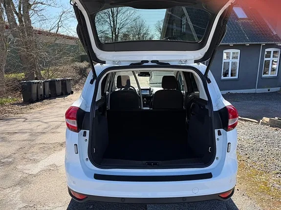 Ford C-Max 2019 photo 3