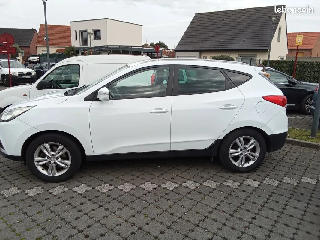 Hyundai Ix35 2010 photo 2