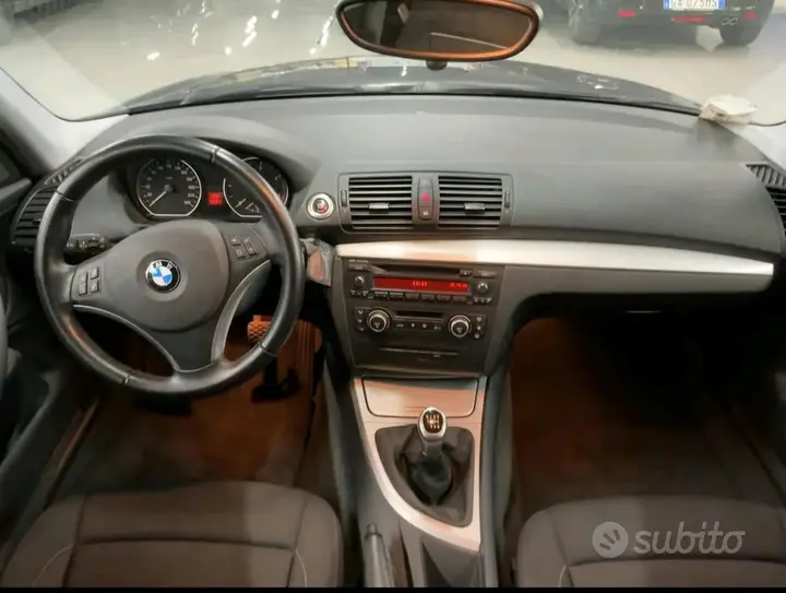 BMW 118D 2008 photo 3