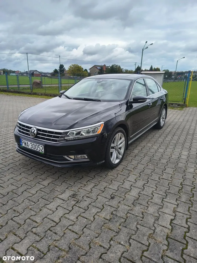 Volkswagen Passat 2017 photo 2