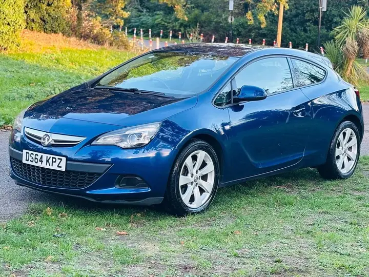 Vauxhall Astra 2014 photo 5