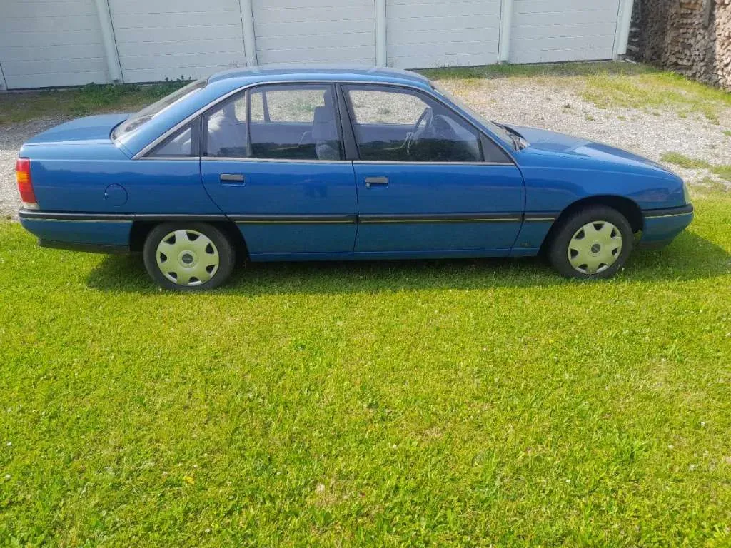Opel Omega 1987 photo 3