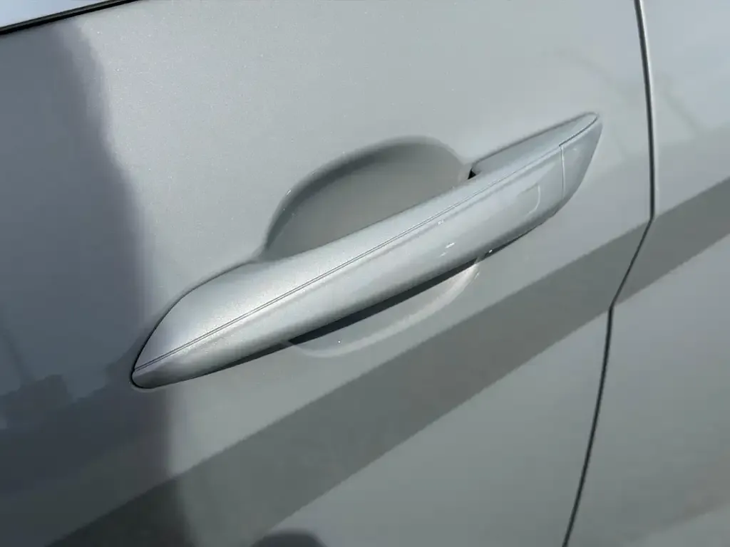Hyundai Elantra 2026 photo 3