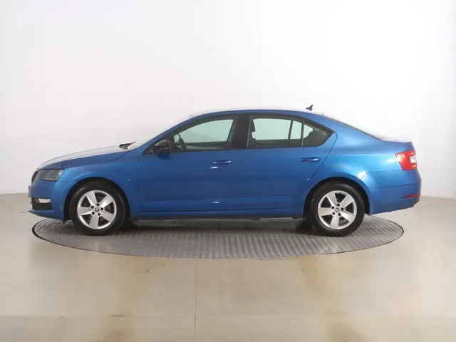 Skoda Octavia 2020 photo 2