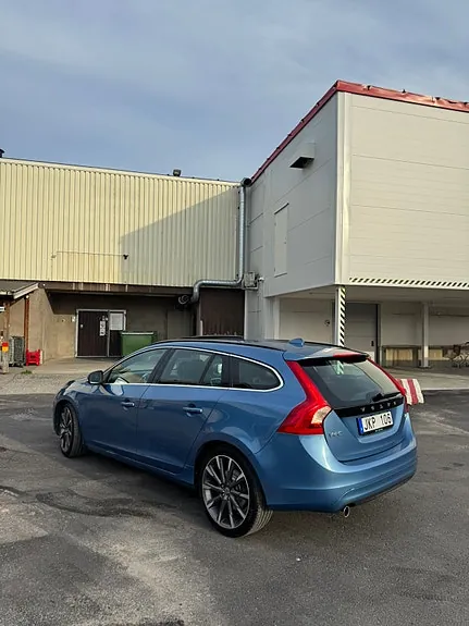Volvo V60 2014 photo 3