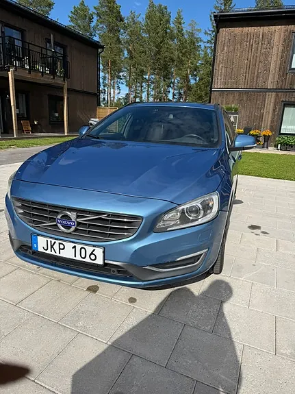 Volvo V60 2014 photo 2