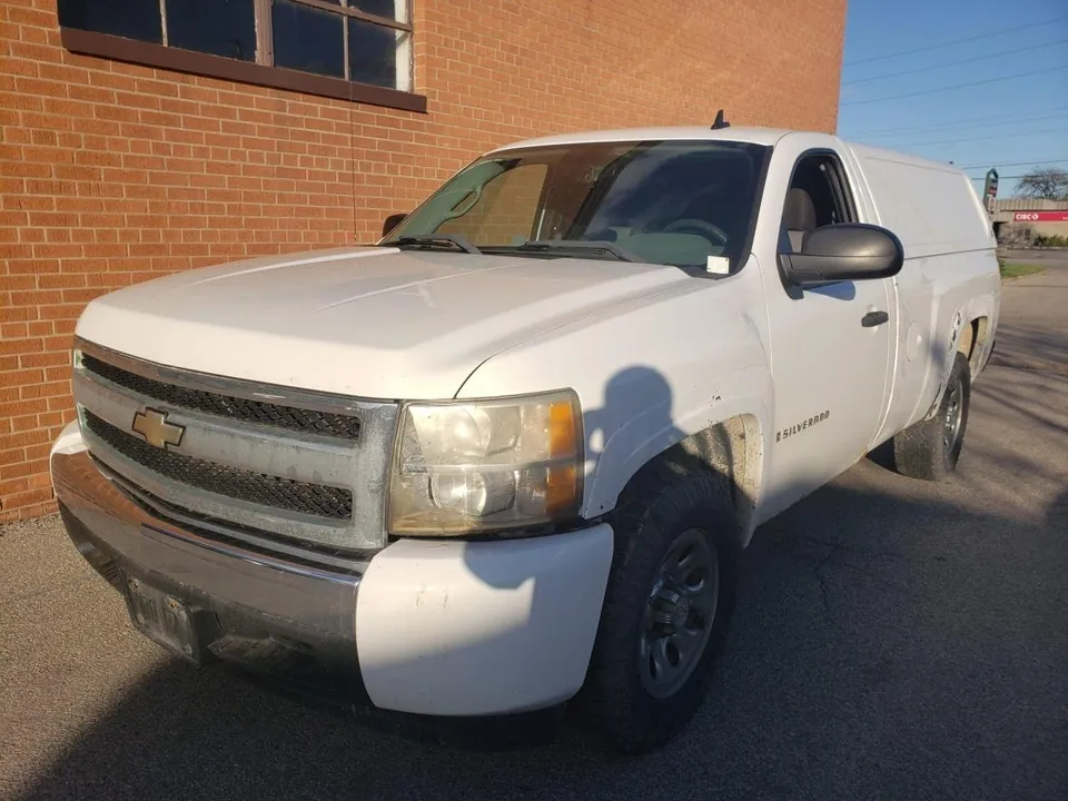 Chevrolet Silverado 1500 2008 photo 2