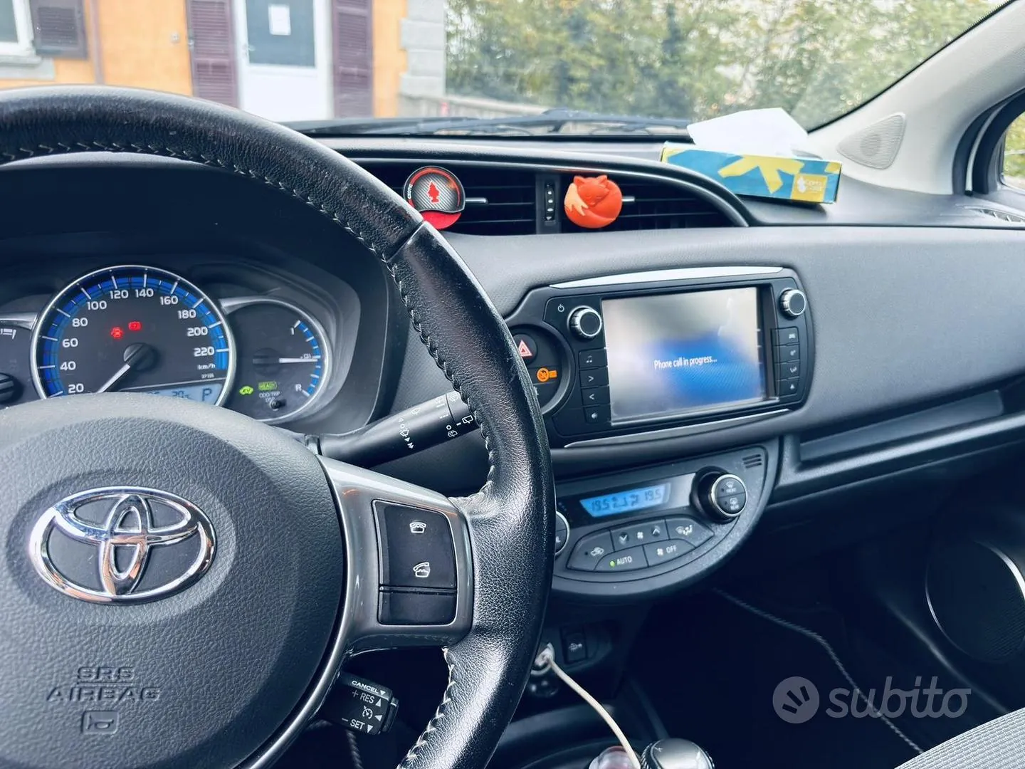 Toyota Yaris 2017 photo 3