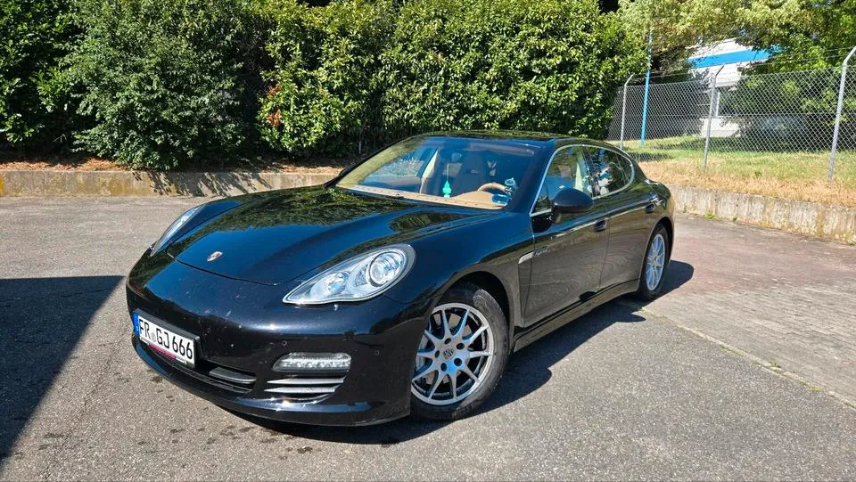 Porsche Panamera