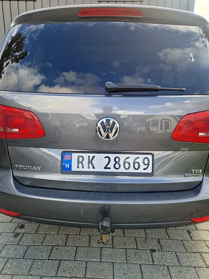 Volkswagen Touran 2011 photo 4