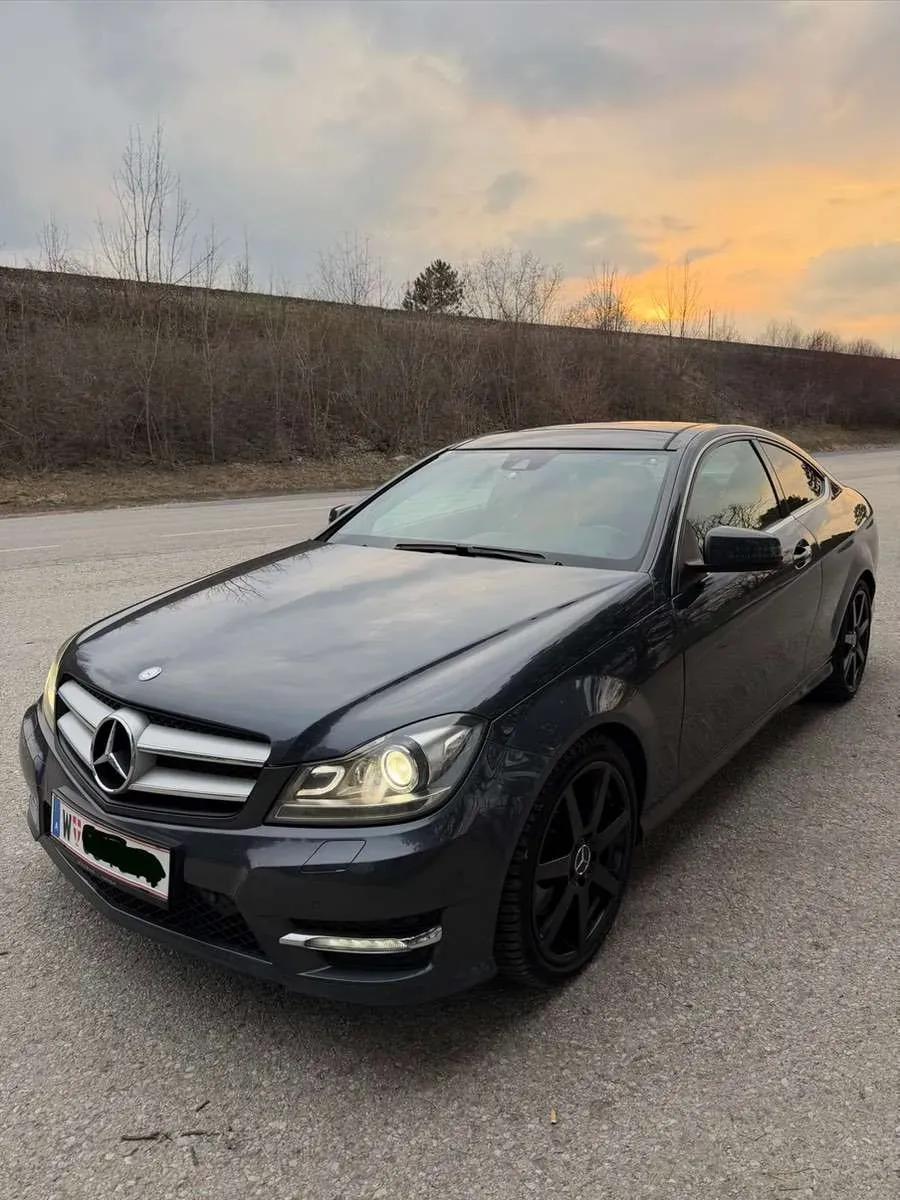 Mercedes-Benz C-Class 2013 photo 3