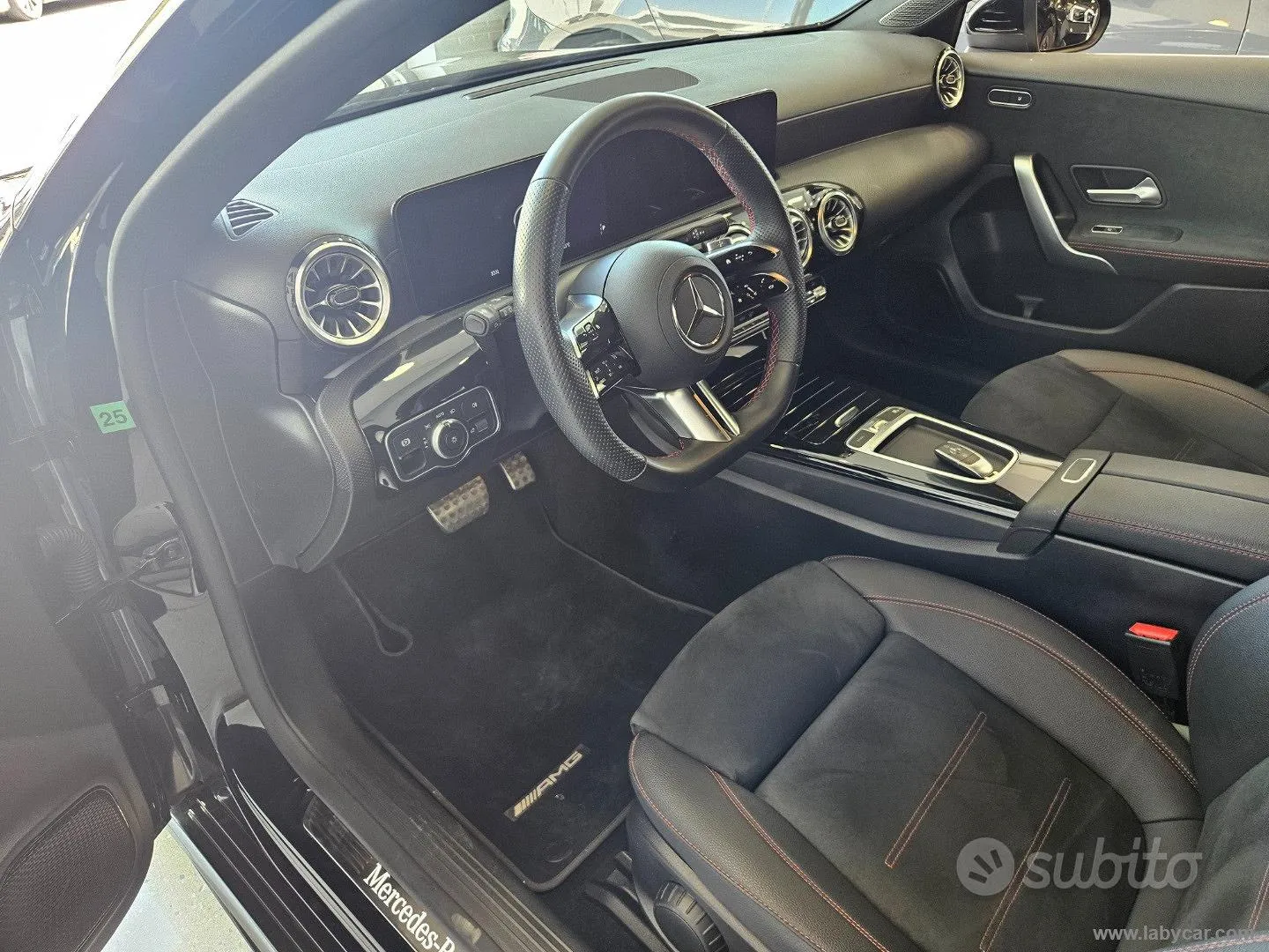 Mercedes-Benz A 200 2024 photo 5