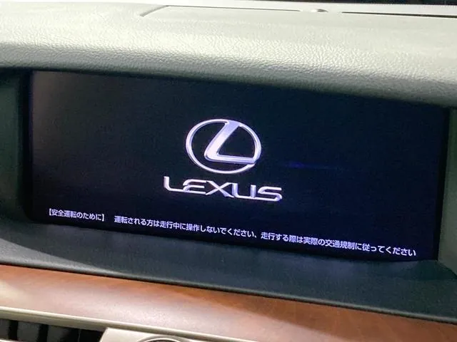 Lexus Ls600H 2013 photo 3