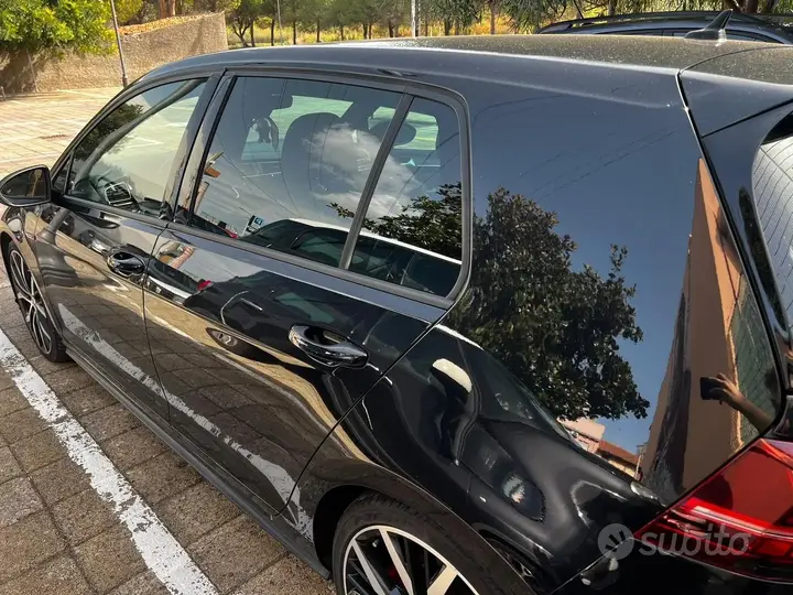 Volkswagen Golf 2024 photo 3