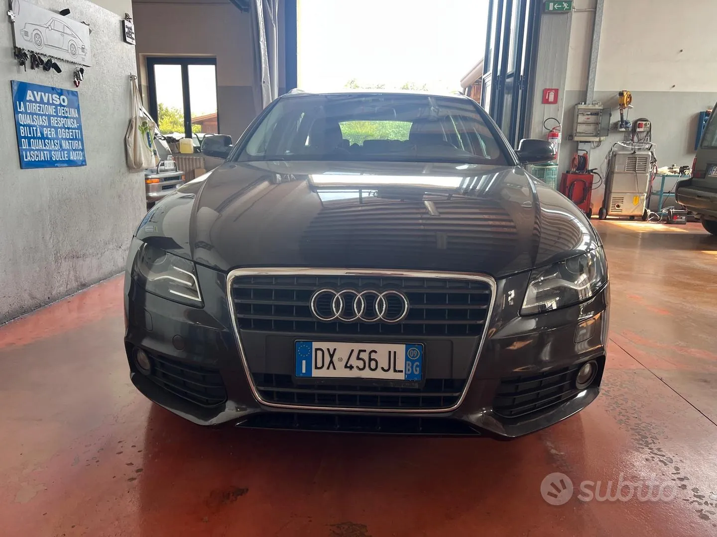 Audi A4 Avant 2009 photo 2