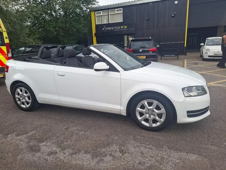 Audi A3 2011 photo 2