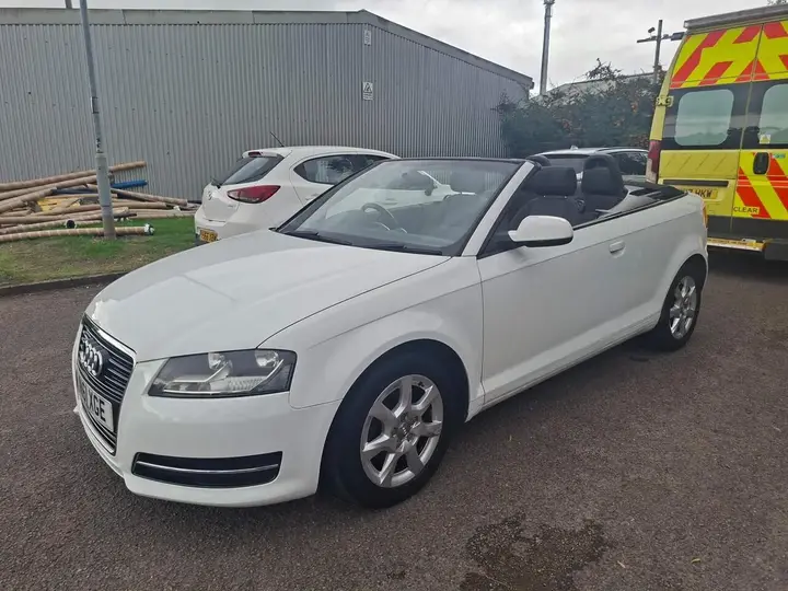 Audi A3 2011 photo 3