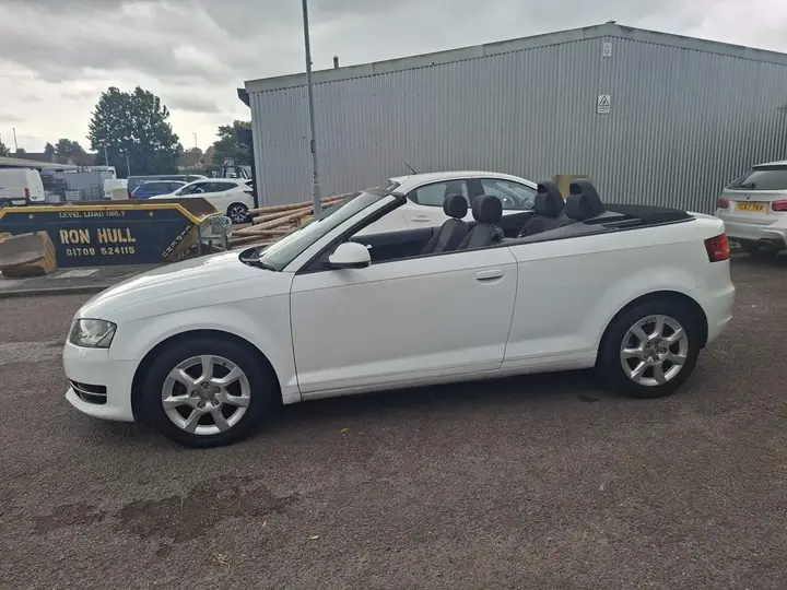Audi A3 2011 photo 4