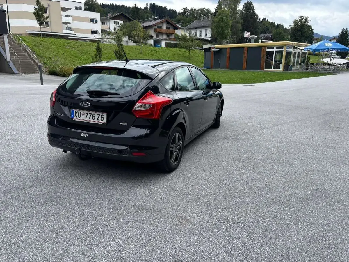 Ford Focus 2012 photo 3