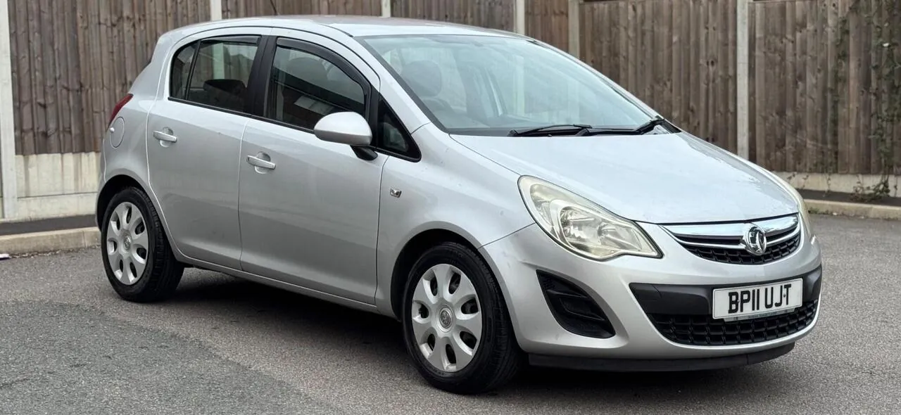 Vauxhall Corsa 2011 photo 4