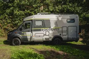 Mercedes-Benz M-Class 2025 photo 3