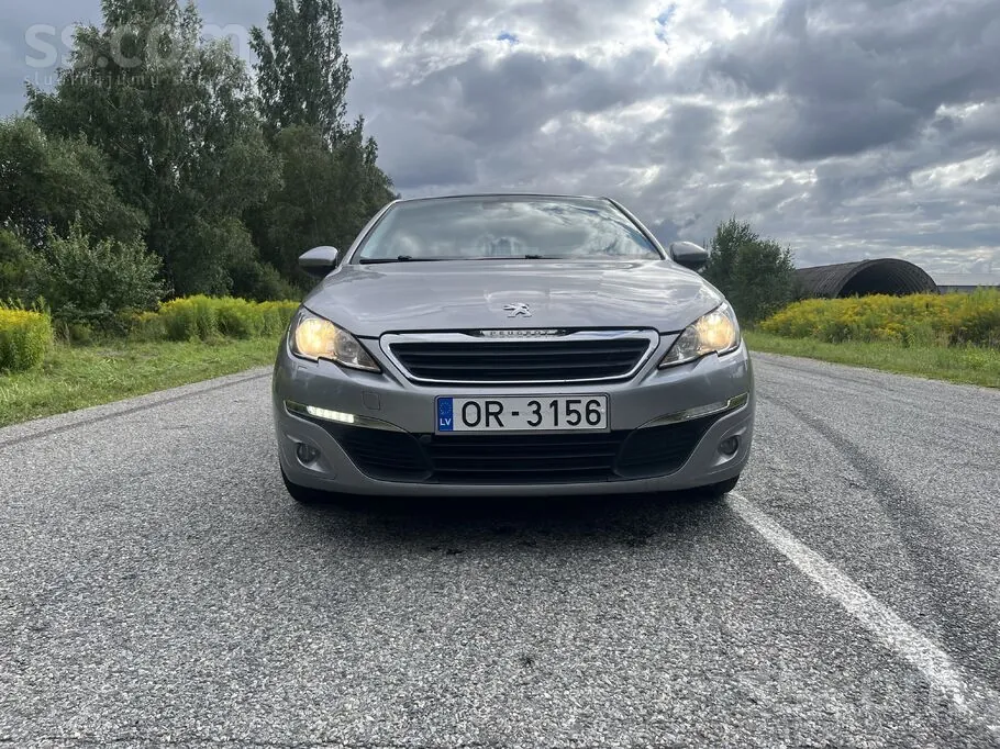 Peugeot 308 2014 photo 3