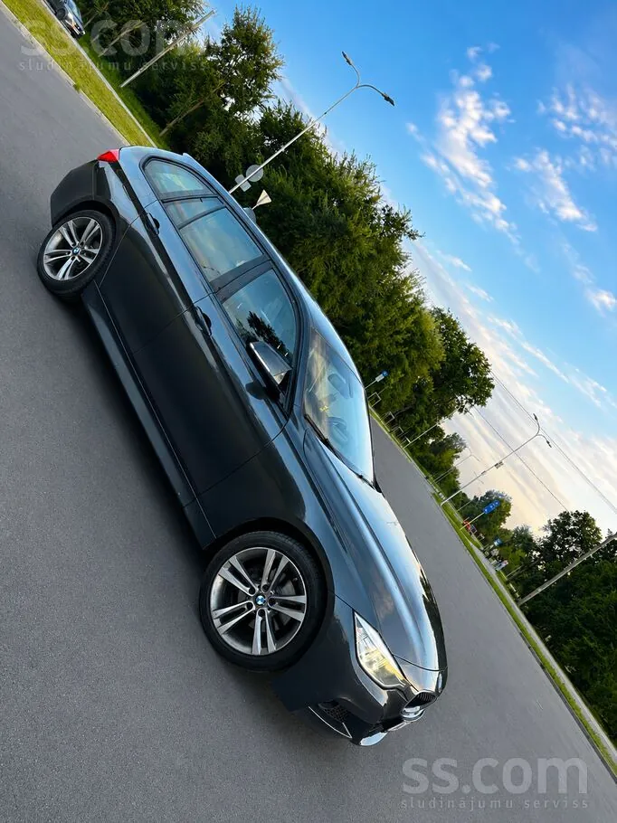 BMW 320 2013 photo 3