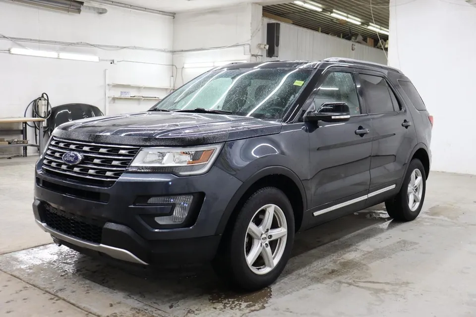 Ford Explorer 2017 photo 3