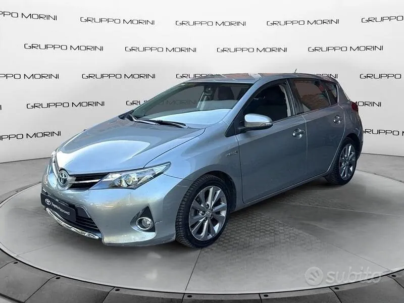 Toyota Auris 2014 photo 3