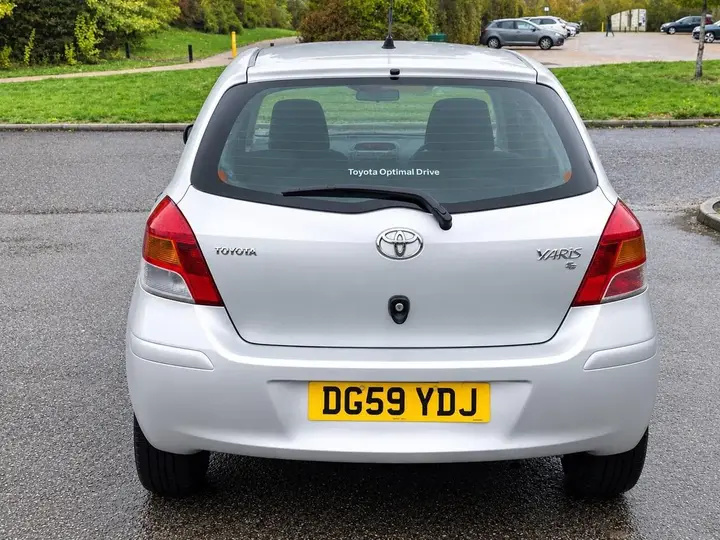 Toyota Yaris 2009 photo 4