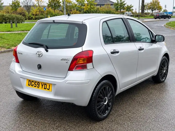Toyota Yaris 2009 photo 5