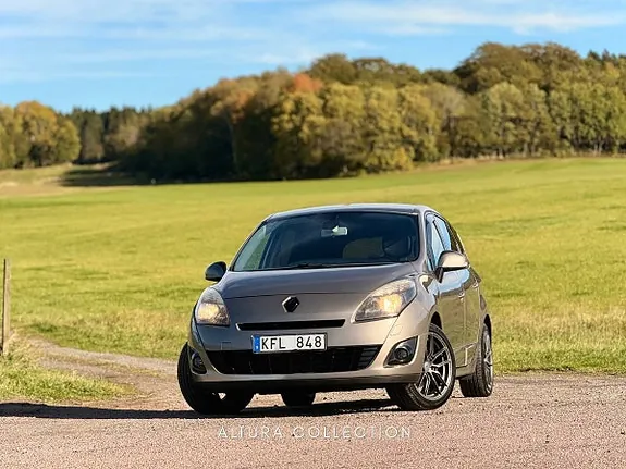 Renault Grand Scenic 2010 photo 2