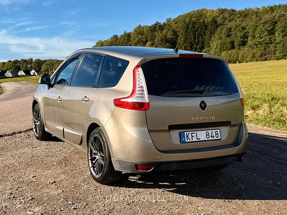 Renault Grand Scenic 2010 photo 5