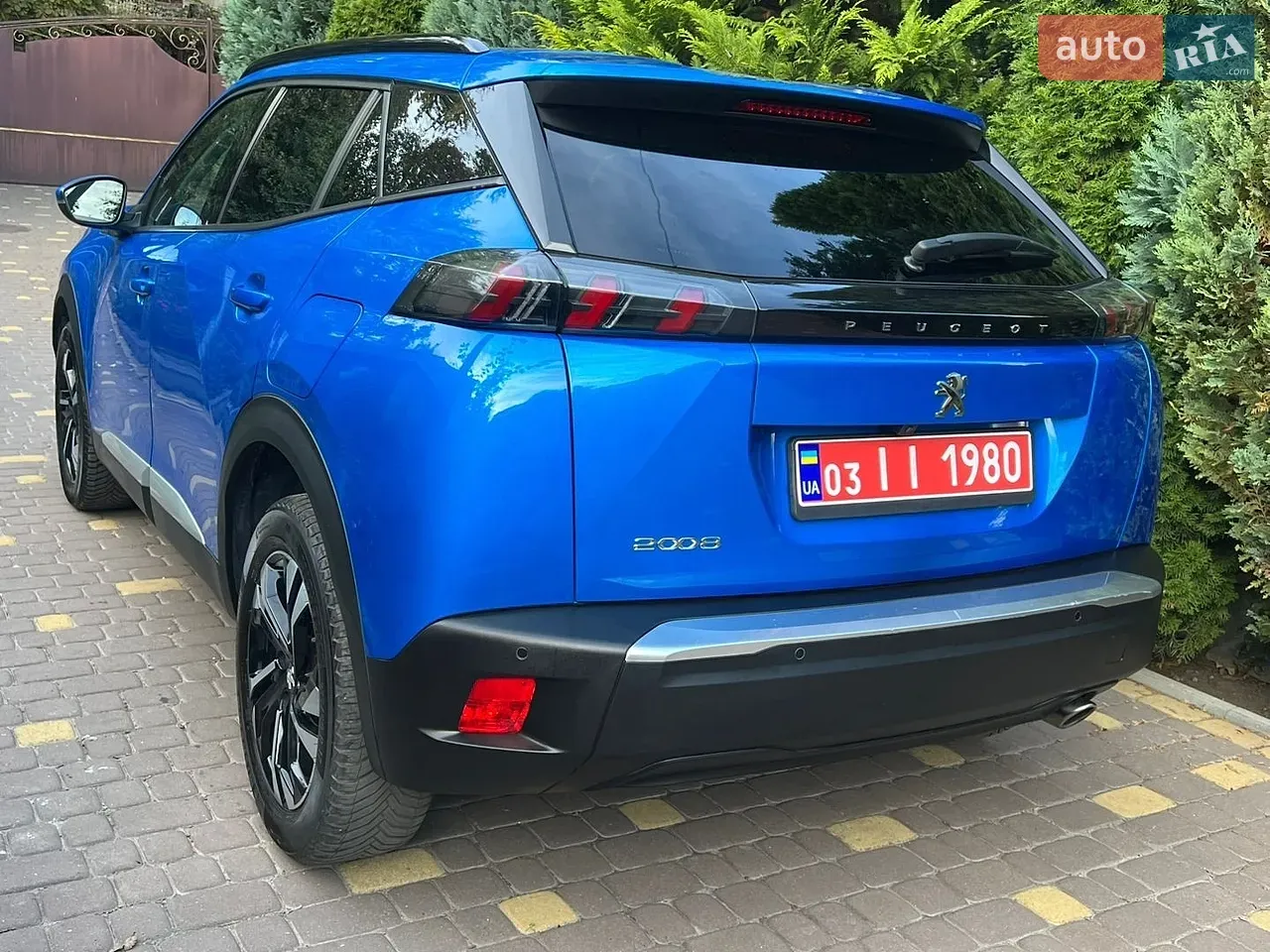 Peugeot 2008 2021 photo 3