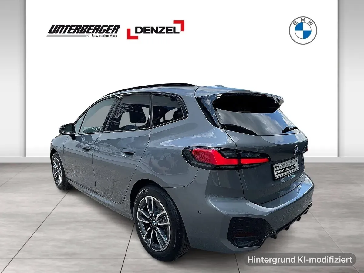BMW 2 Series 2025 photo 2