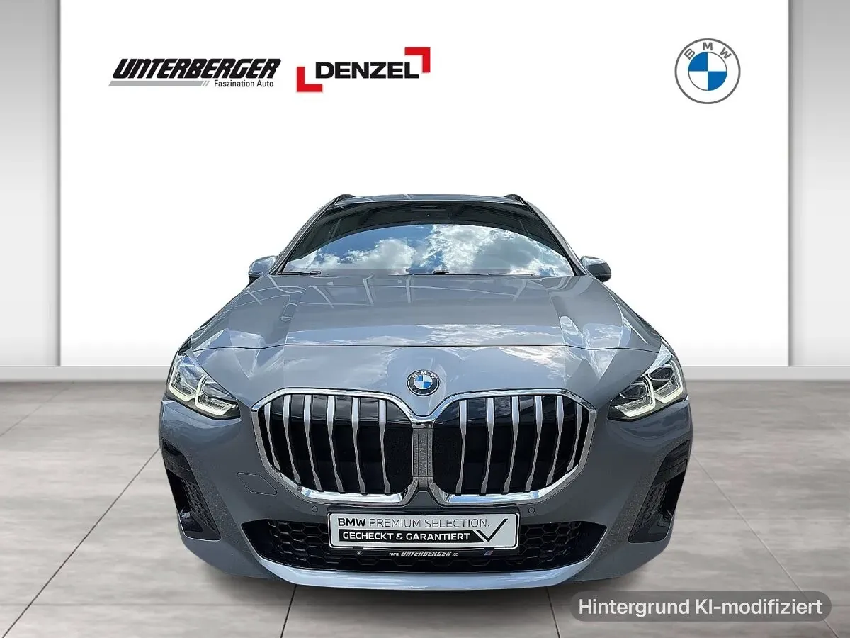 BMW 2 Series 2025 photo 3