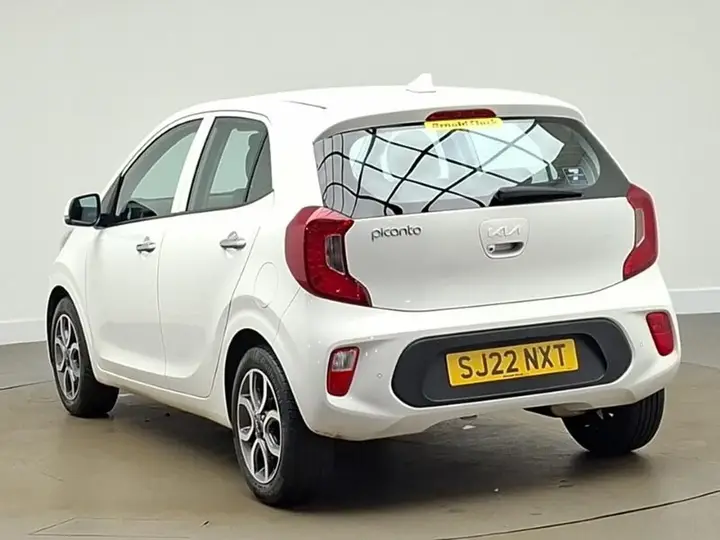 Kia Picanto 2022 photo 2