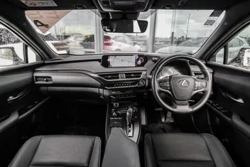 Lexus Ux 300E 2021 photo 3