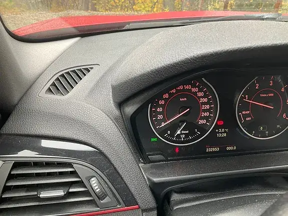 BMW 116D 2012 photo 2