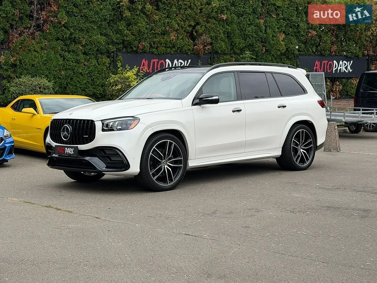 Mercedes-Benz Gls-Class 2022 photo 2