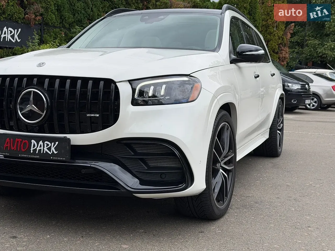 Mercedes-Benz Gls-Class 2022 photo 4