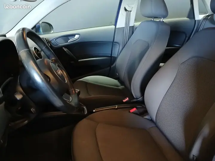 Audi A1 2016 photo 3