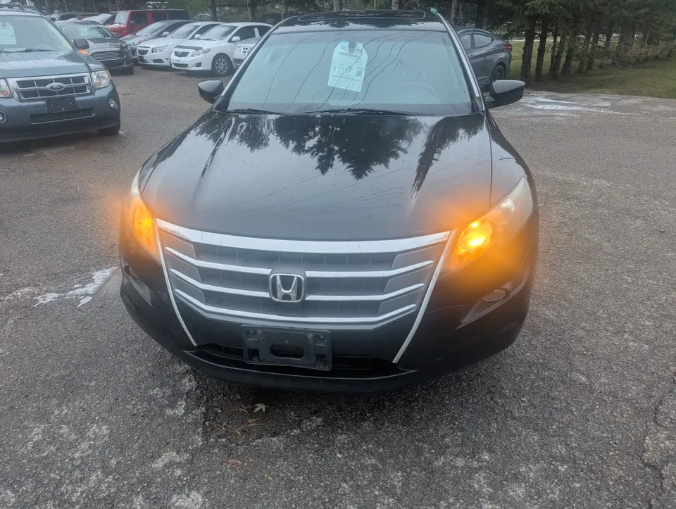 Honda Accord Crosstour 2010 photo 2