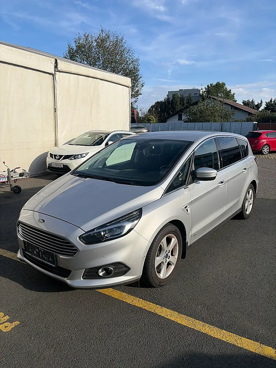 Ford S-Max