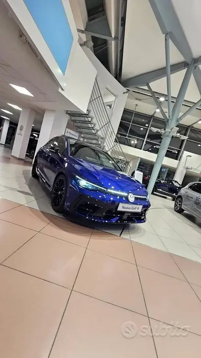 Volkswagen Golf R