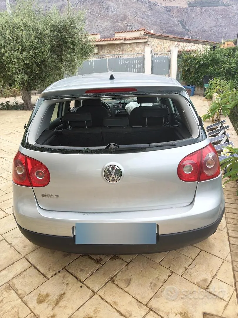 Volkswagen Golf 2008 photo 2