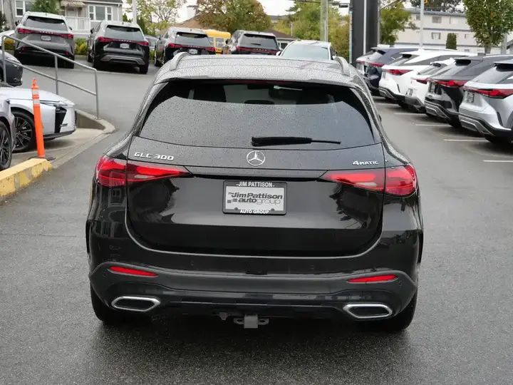 Mercedes-Benz Glc 2025 photo 4