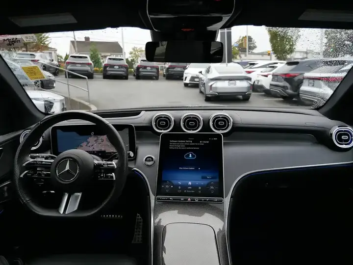 Mercedes-Benz Glc 2025 photo 5